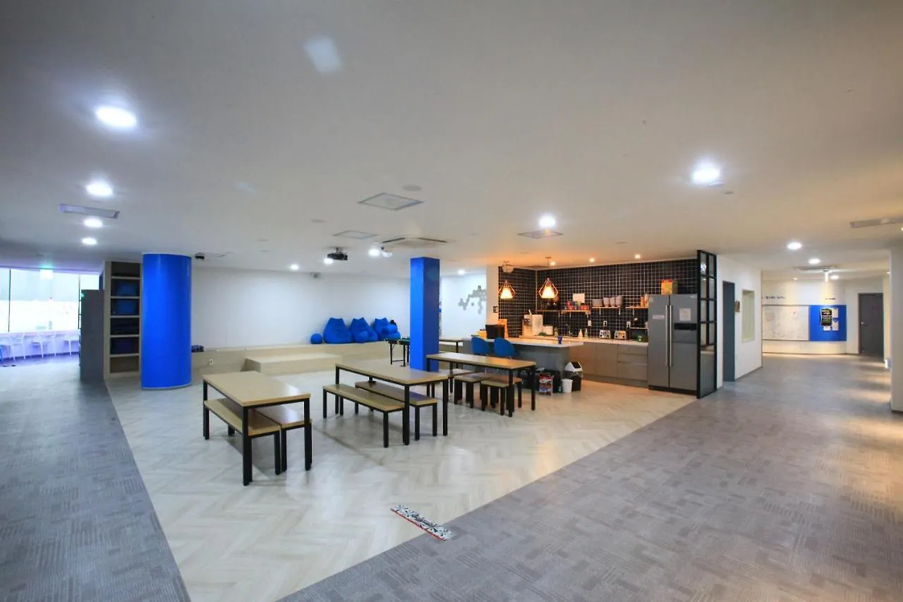 The Blue Guesthouse Busan Guest house